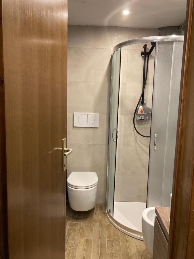 Апартаменты Marisole Apt Lago Rotondo Медзана Экстерьер фото